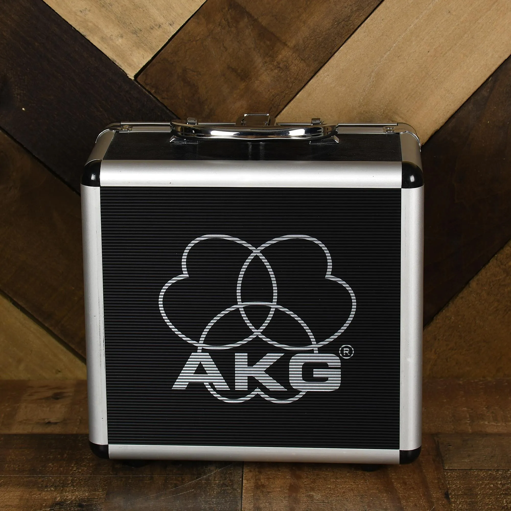 AKG Perception 200 With Shockmount And Case - Used