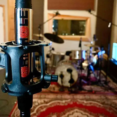 DrAlienSmith Wormhole Microphone