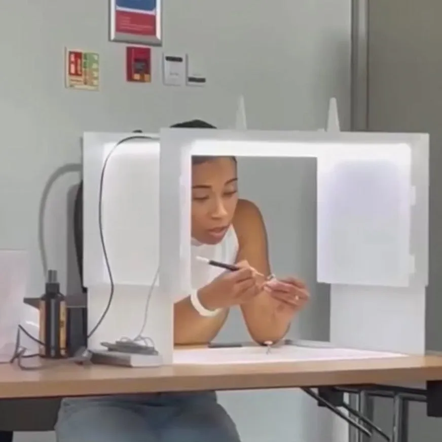 KB Glow®: Overhead Video & Photo Demo Station