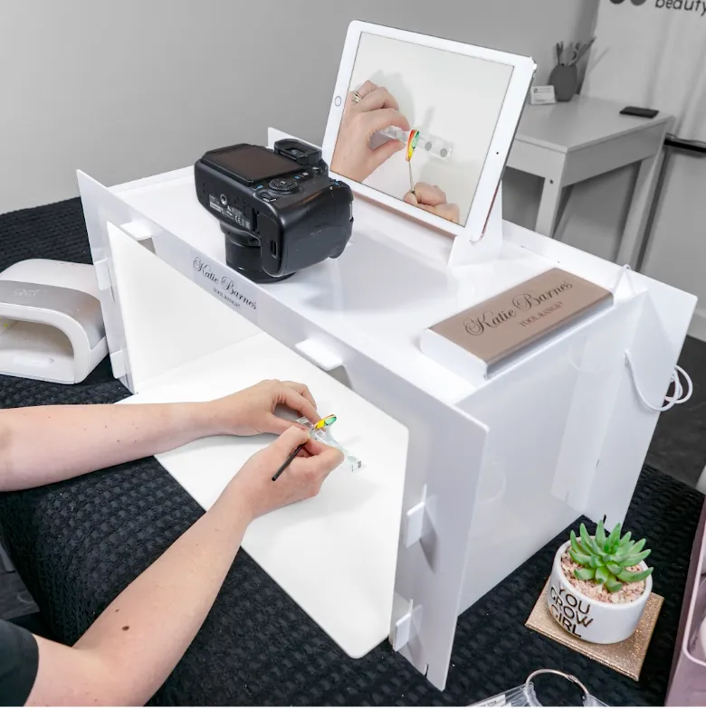 KB Glow®: Overhead Video & Photo Demo Station