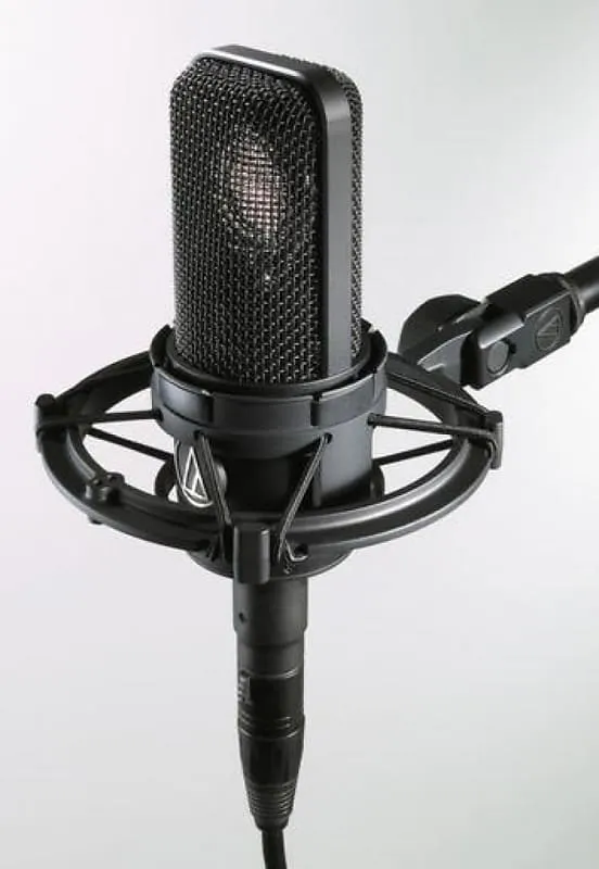 Microphone Audio-Technica AT4040 Large Diaphragm Cardioid Condenser Microphone
