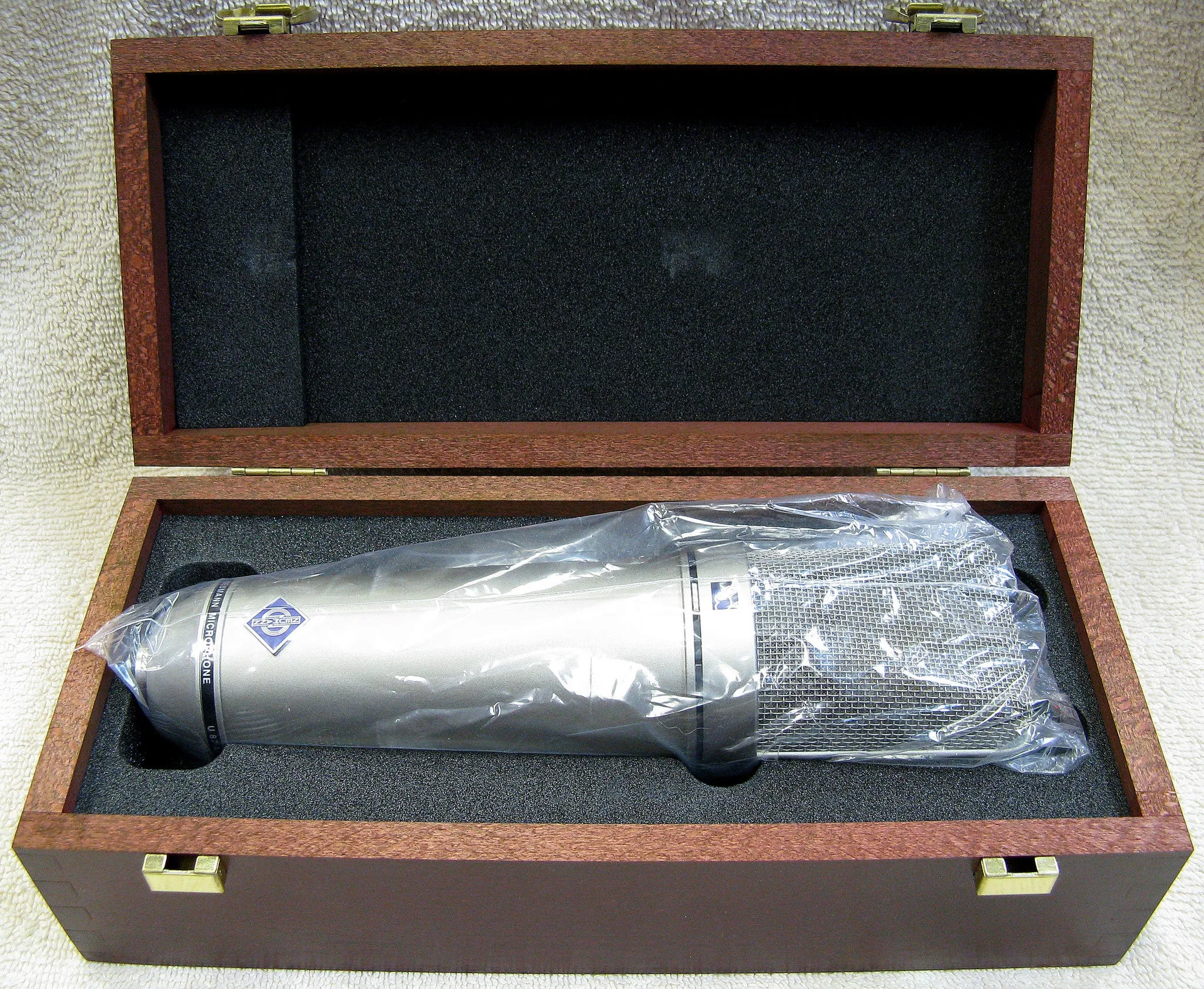Neumann U 87 Ai Condenser Microphone