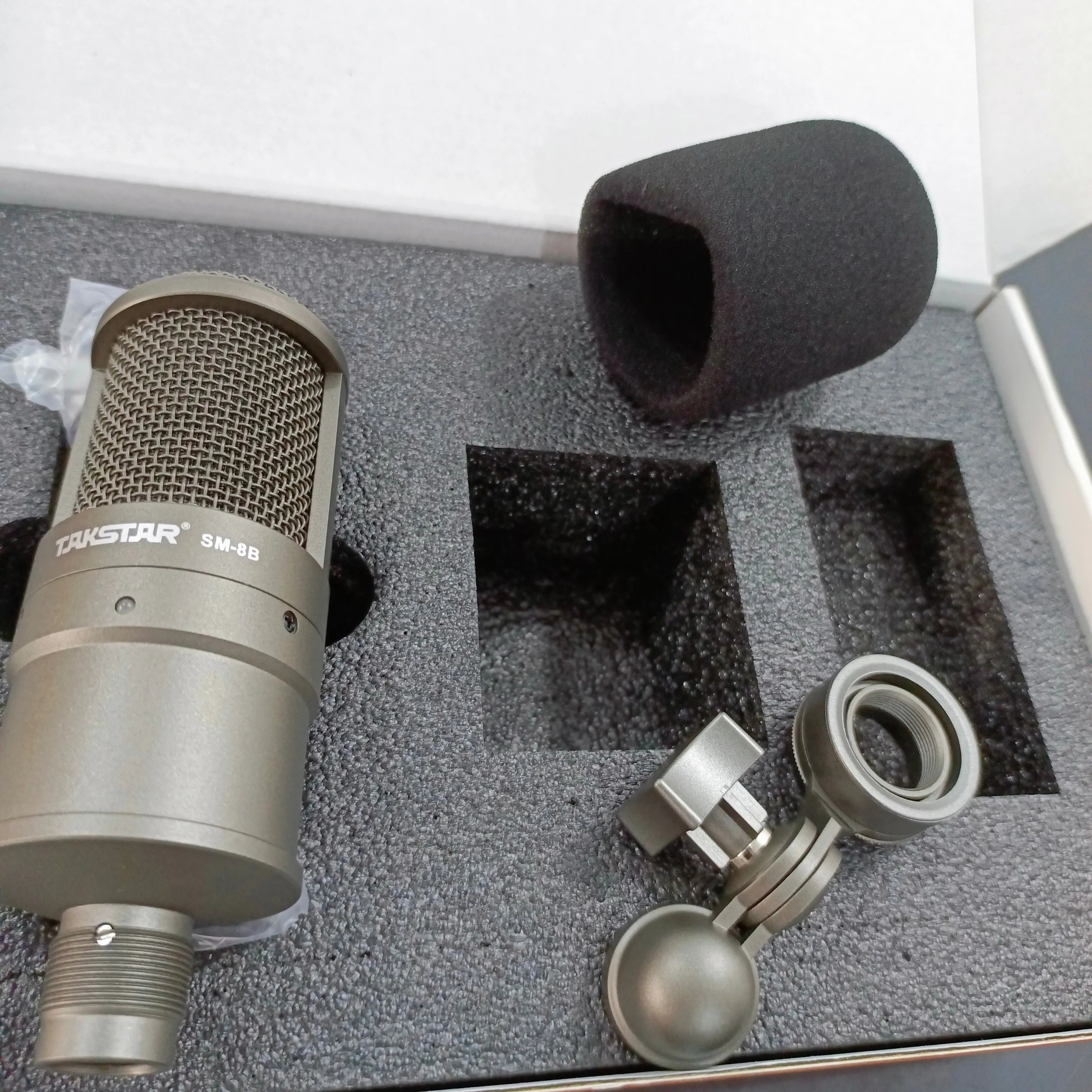 TAKSTAR SM-8B-S Recording Studio Condenser Microphone - Brand New