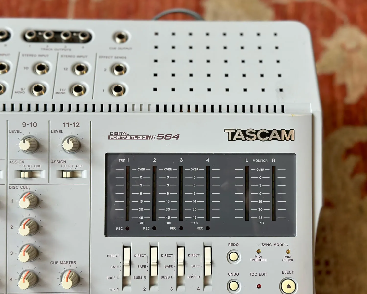 Tascam Digital Portastudio 564 Four-Track MiniDisc Recorder